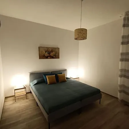 Violet - Apartment